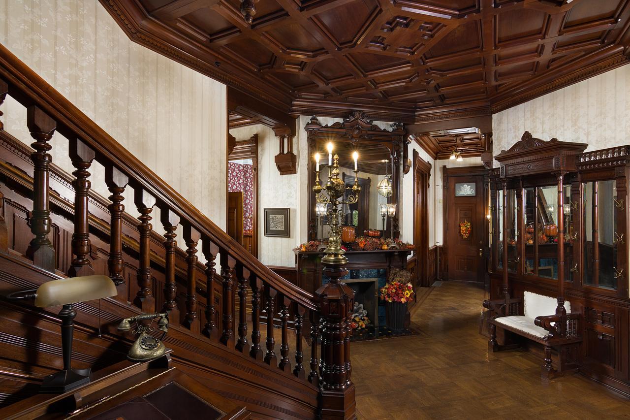 Bed & Breakfast Reynolds Mansion