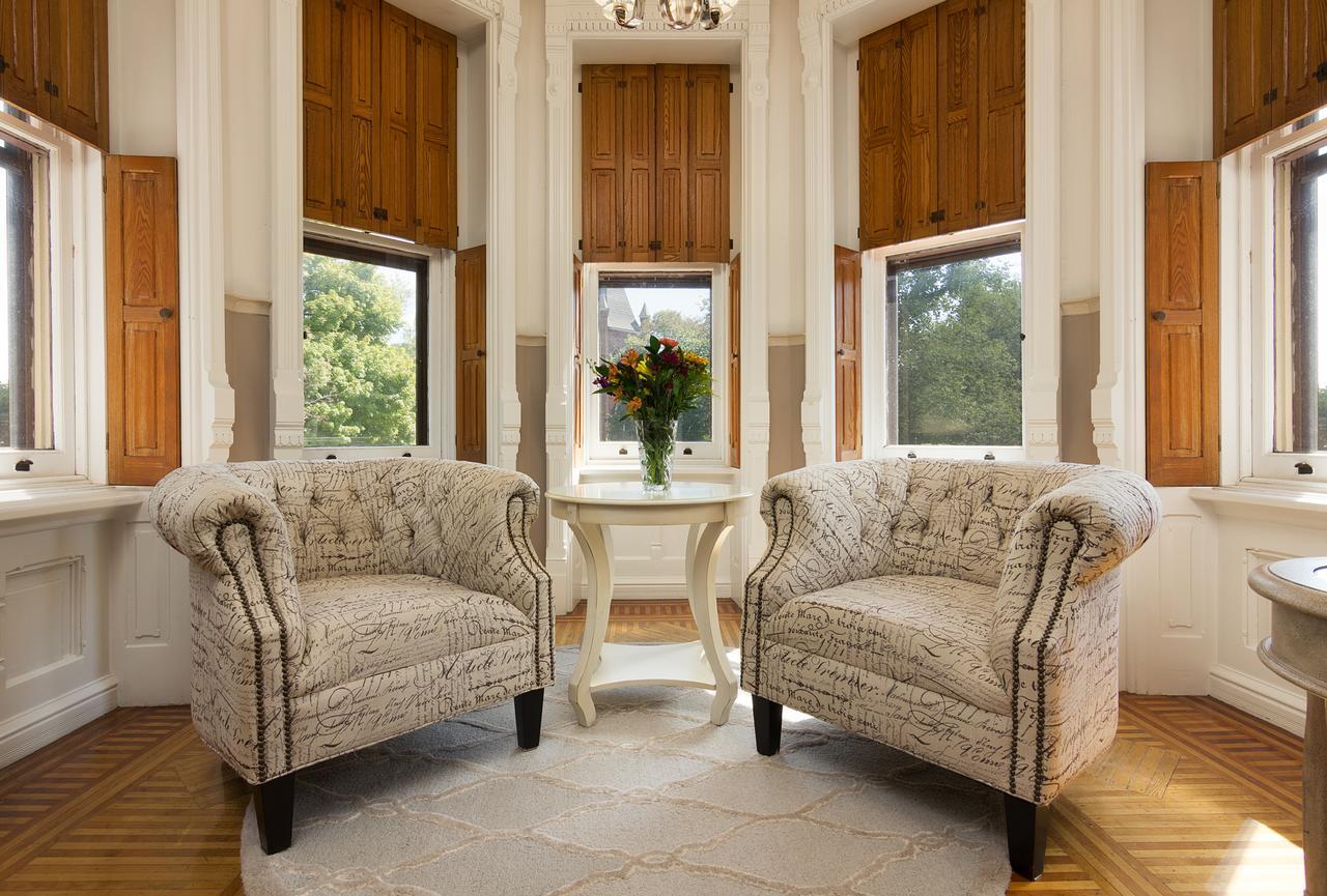 Bed & Breakfast Reynolds Mansion 2*